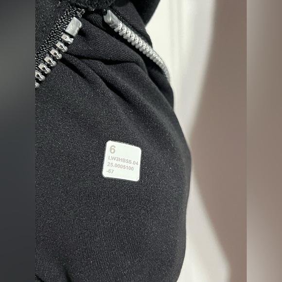 NWOT Lululemon Define Cropped Jacket Nulu color Black Sz 6 - Picture 7 of 9